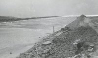 A Nyugati övcsatorna torkolati szakasza a part felől (Déldunántúli Vízügyi Igazgatóság 1968. évi termelési tevékenysége)